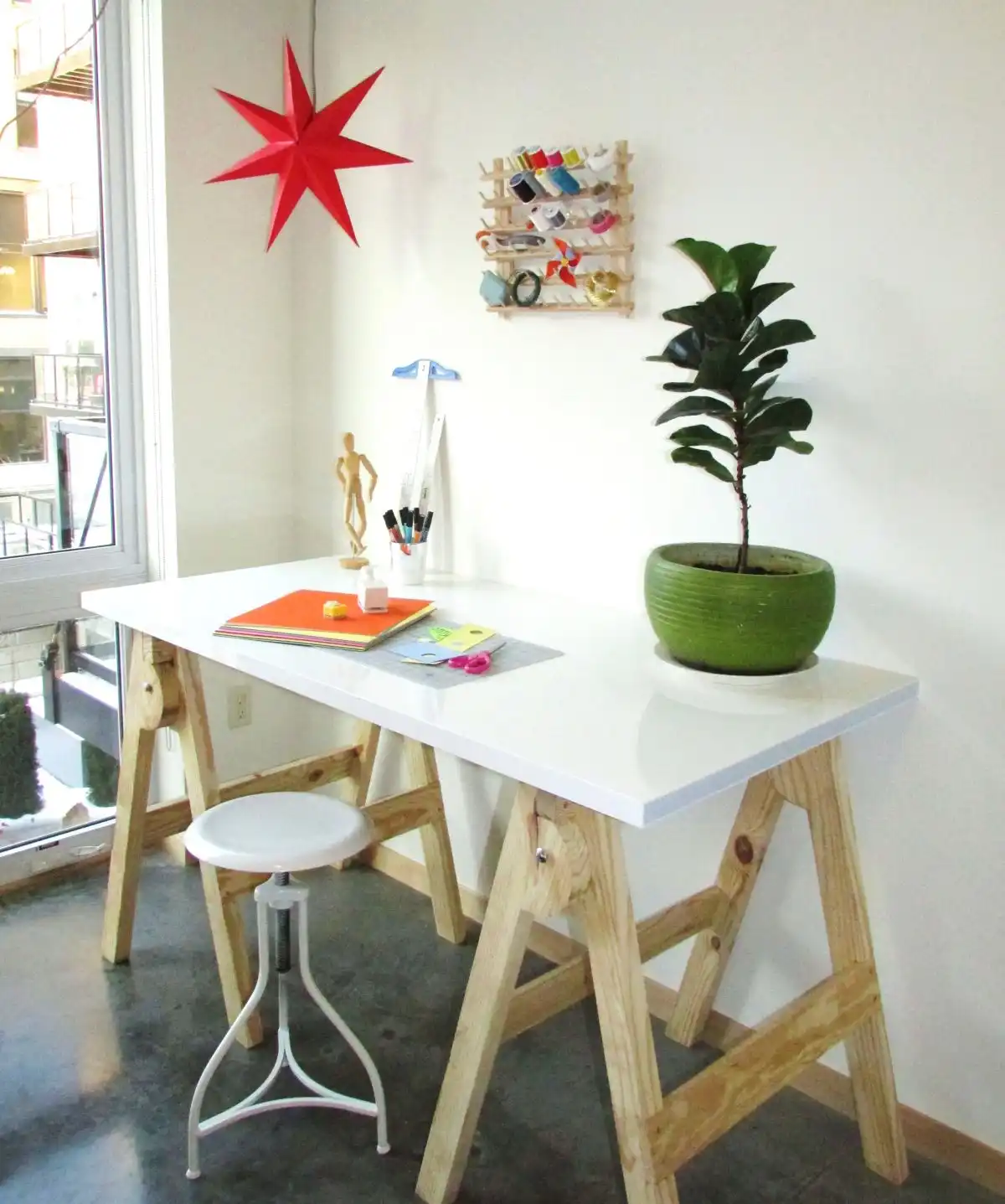 Saw Horse Craft Table finished1