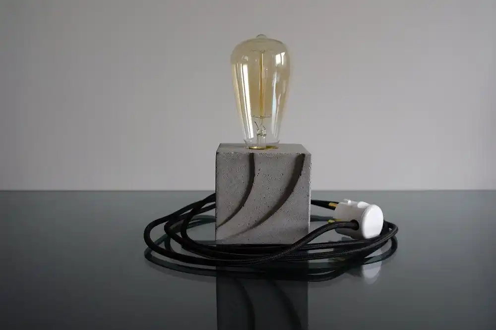 Ship concrete lamp
