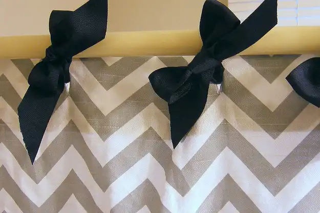 Shower curtain with bows