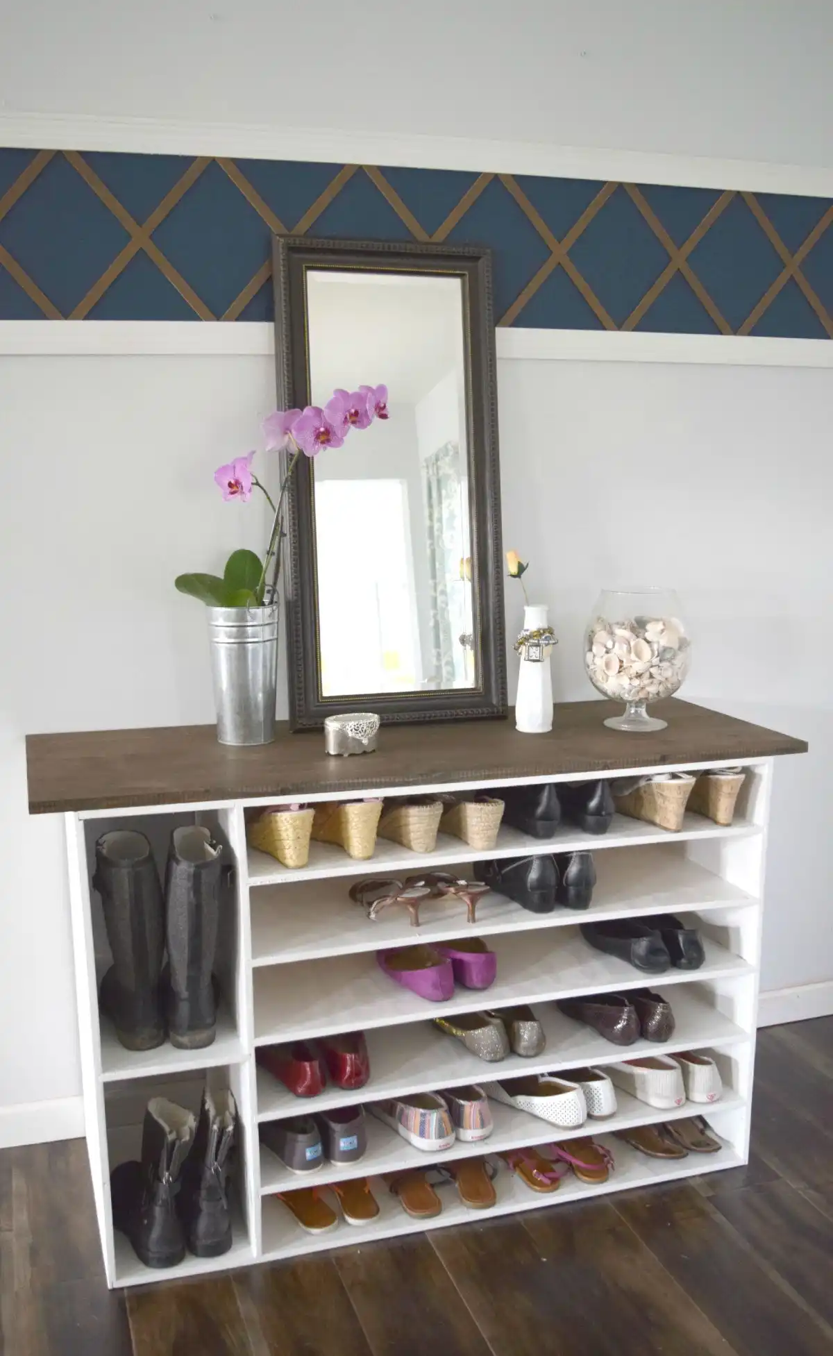 20 DIY Shoe Rack Ideas For The Perfect Entryway Makeover
