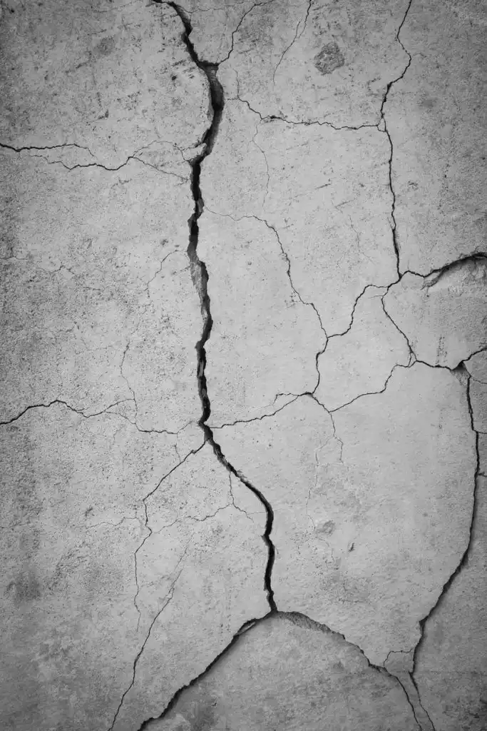 Sinking Crack 683x1024