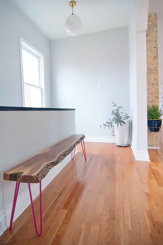 Slab wood bench - pink legs