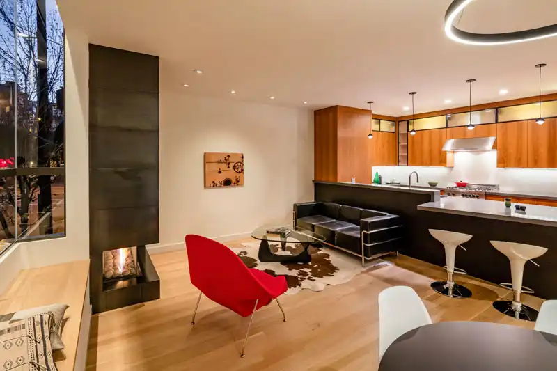 Small San Francisco Apartment Building With Fireplace