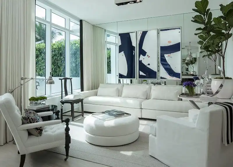 Small and bright living room