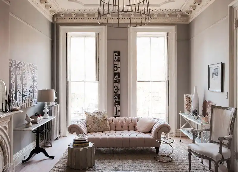 Small but chic living room design