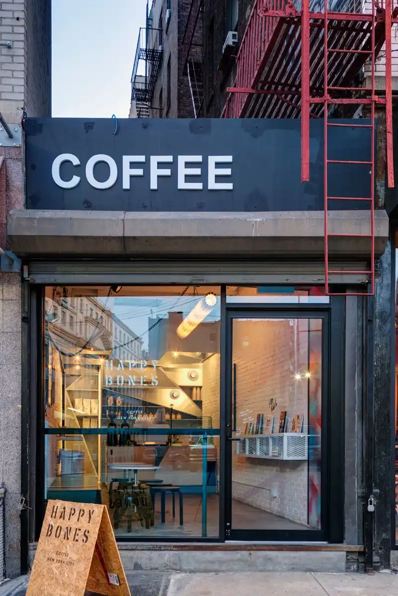 Small coffee shop in NY by Ghislaine Viñas Interior Design and UM Project