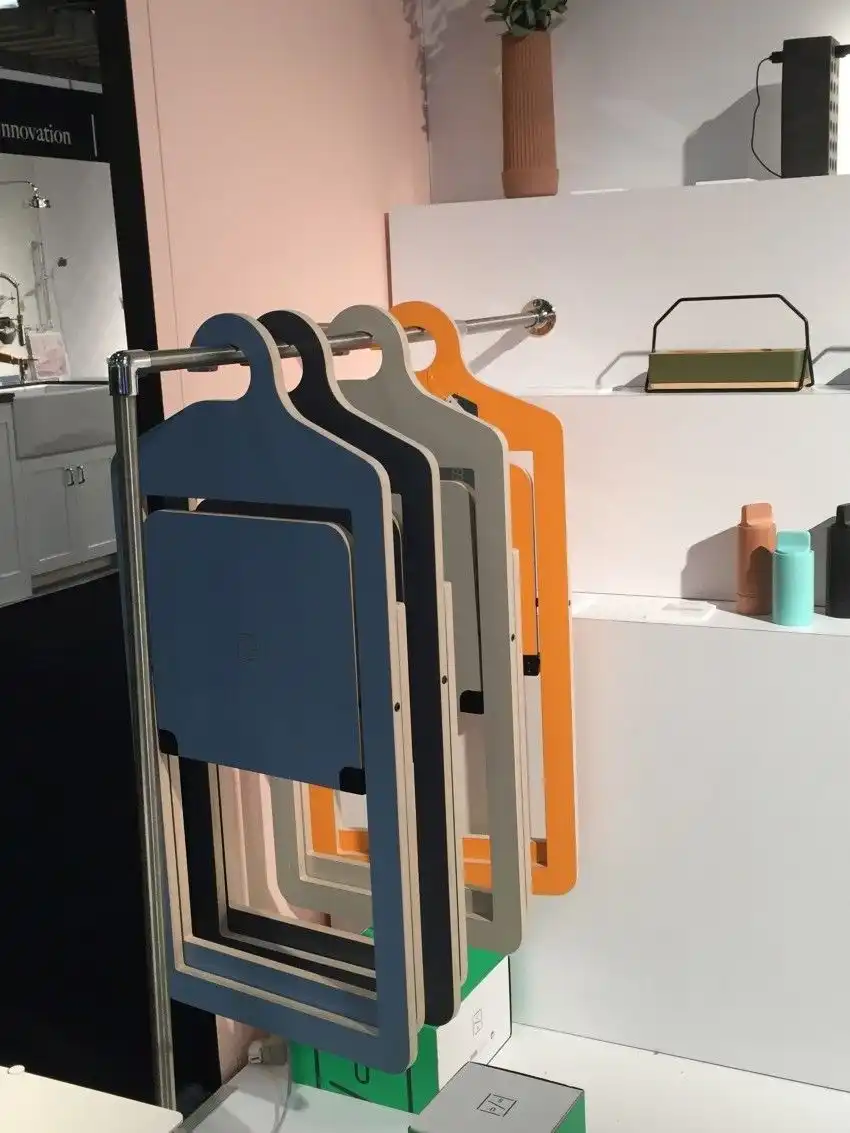 Space saving Umbra chairs - Folding design