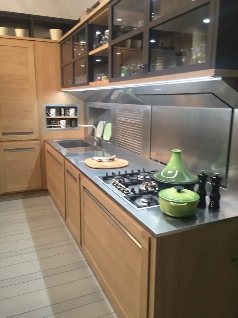Stainless steel countertop and backsplash