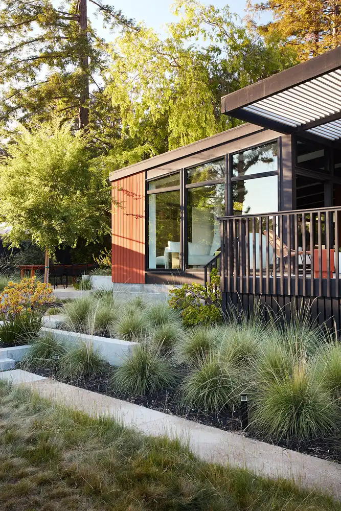 Part of the new design plan was to open up the interior spaces and to prioritize the views