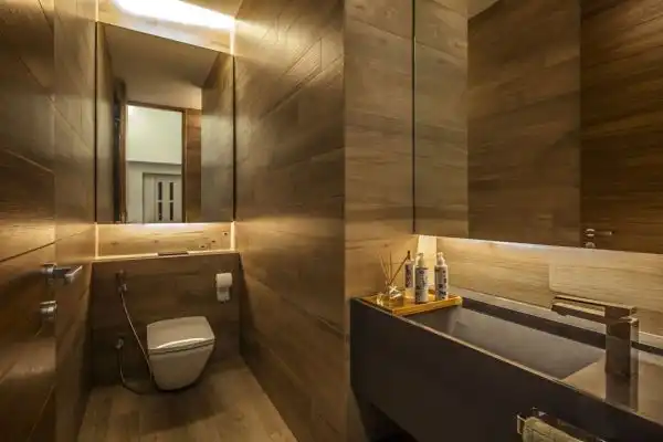 Sunny Side House bathroom