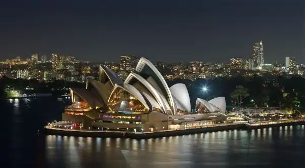 20 Amazing Architecture Landmarks Around The World
