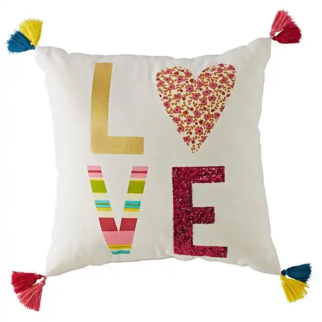 Tassel love throw pillow