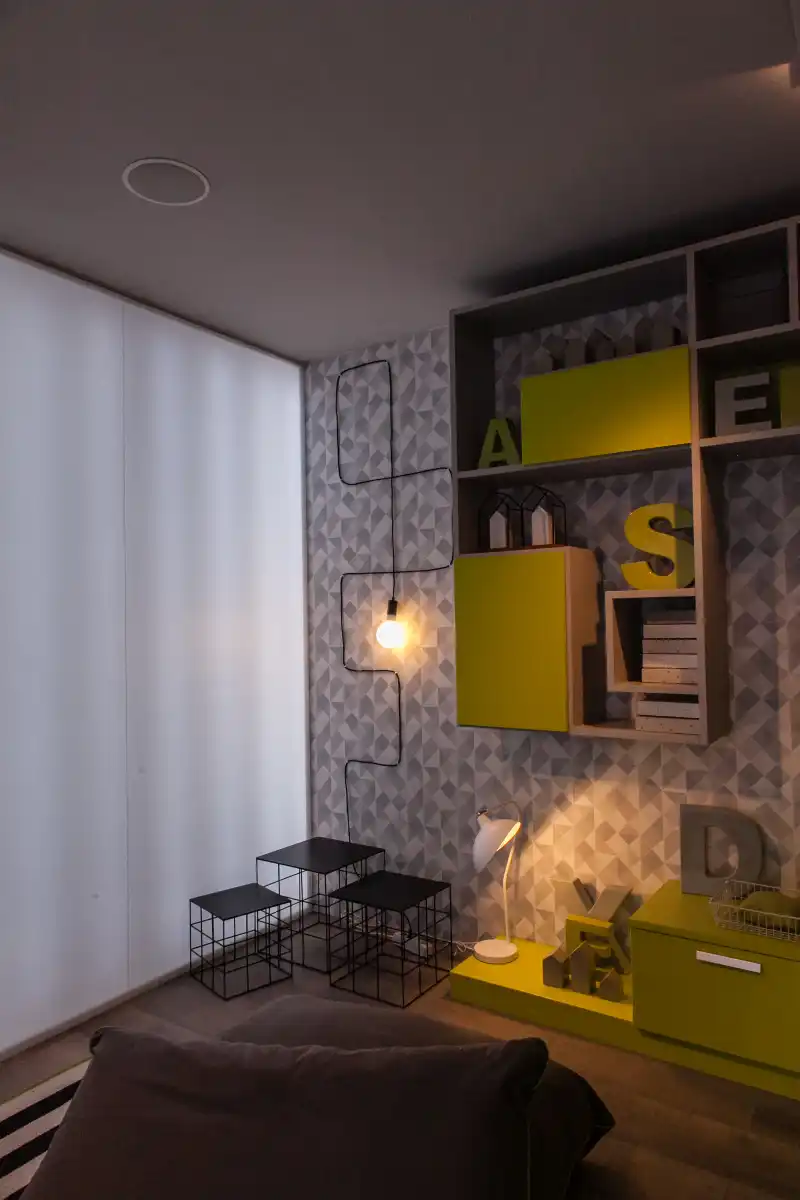 Floating shelf inception