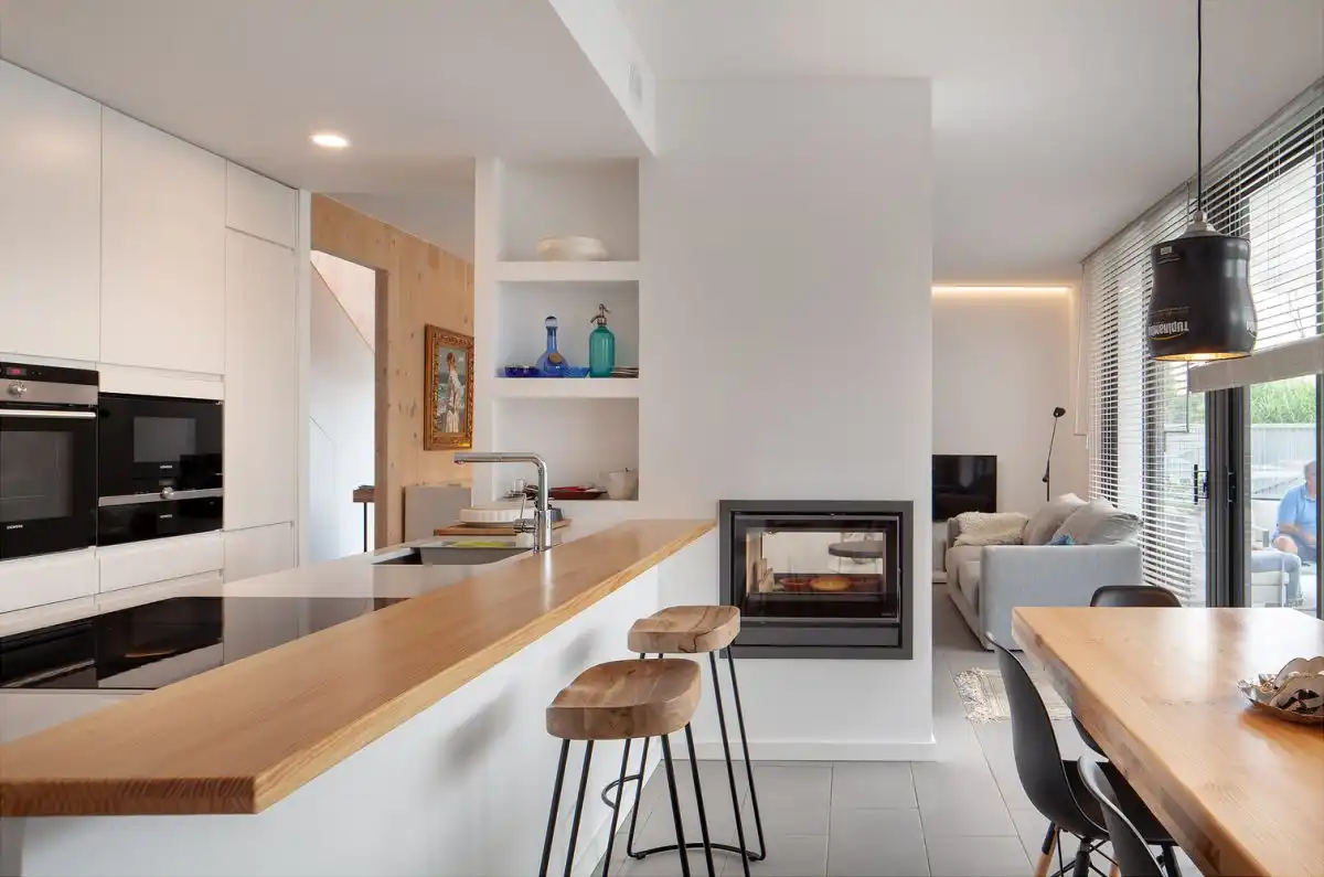 The Canovas Cassart House by Lacol and LaBoqueria -small living