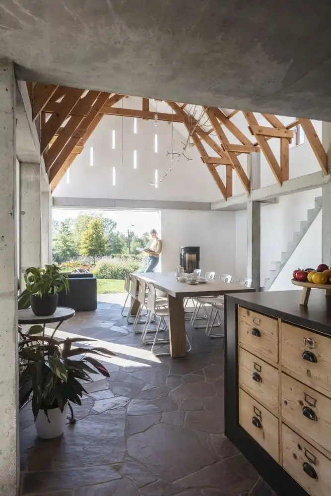 The Nico & Hilde House by Atelier Vens Vanbelle -flagstone floor