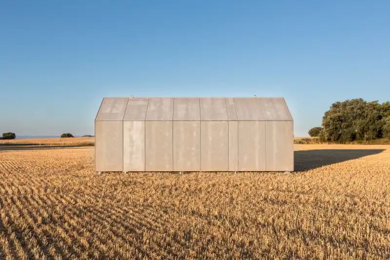 The Portable Home APH80 back