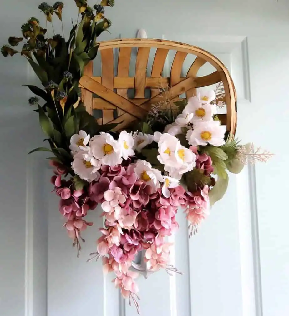 Tobacco Basket Fall Wreath