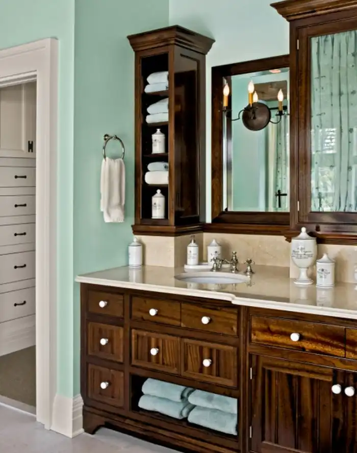 Traditional Bathroom in New York