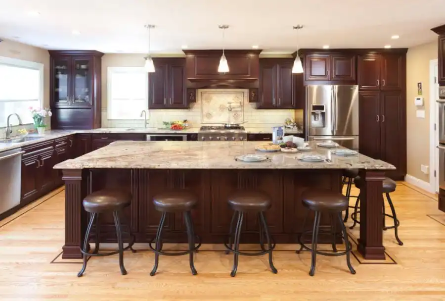 brown Go with a timeless design