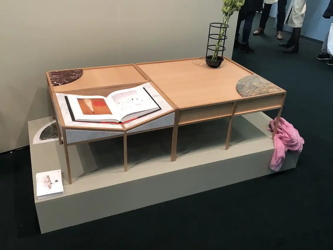 Soffbord i vardagsrummet med design som bryter med traditionen 12 Trey Jones studio coffee table