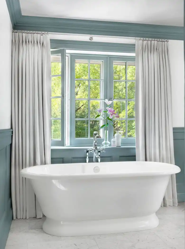 Turquoise design bathroom beadboard
