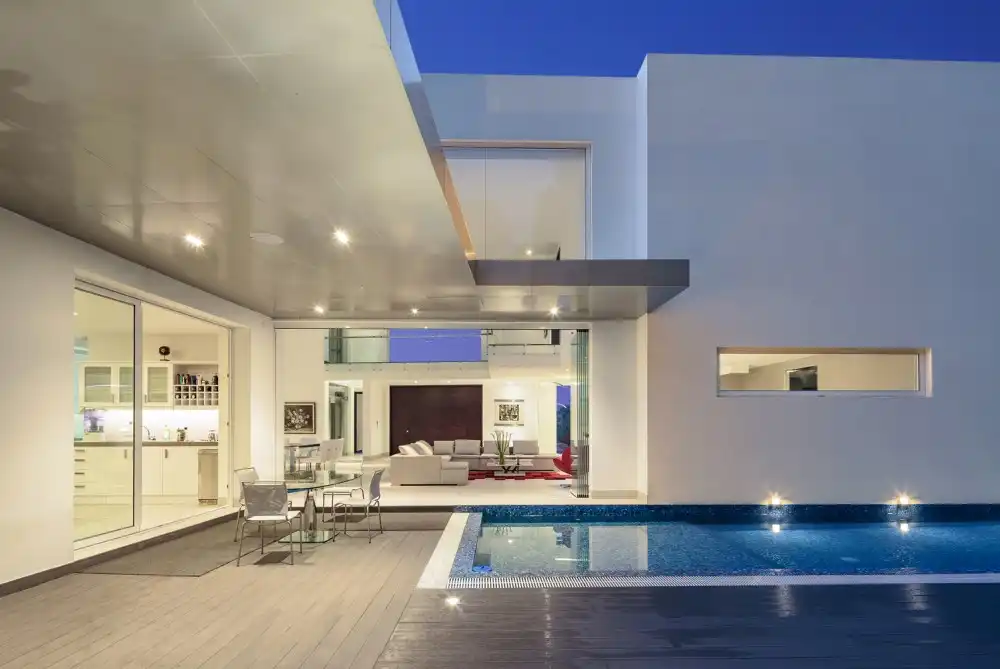 Underground Car Garage Cumbaya House by Diego Guayasamin Arquitectos swimming pool