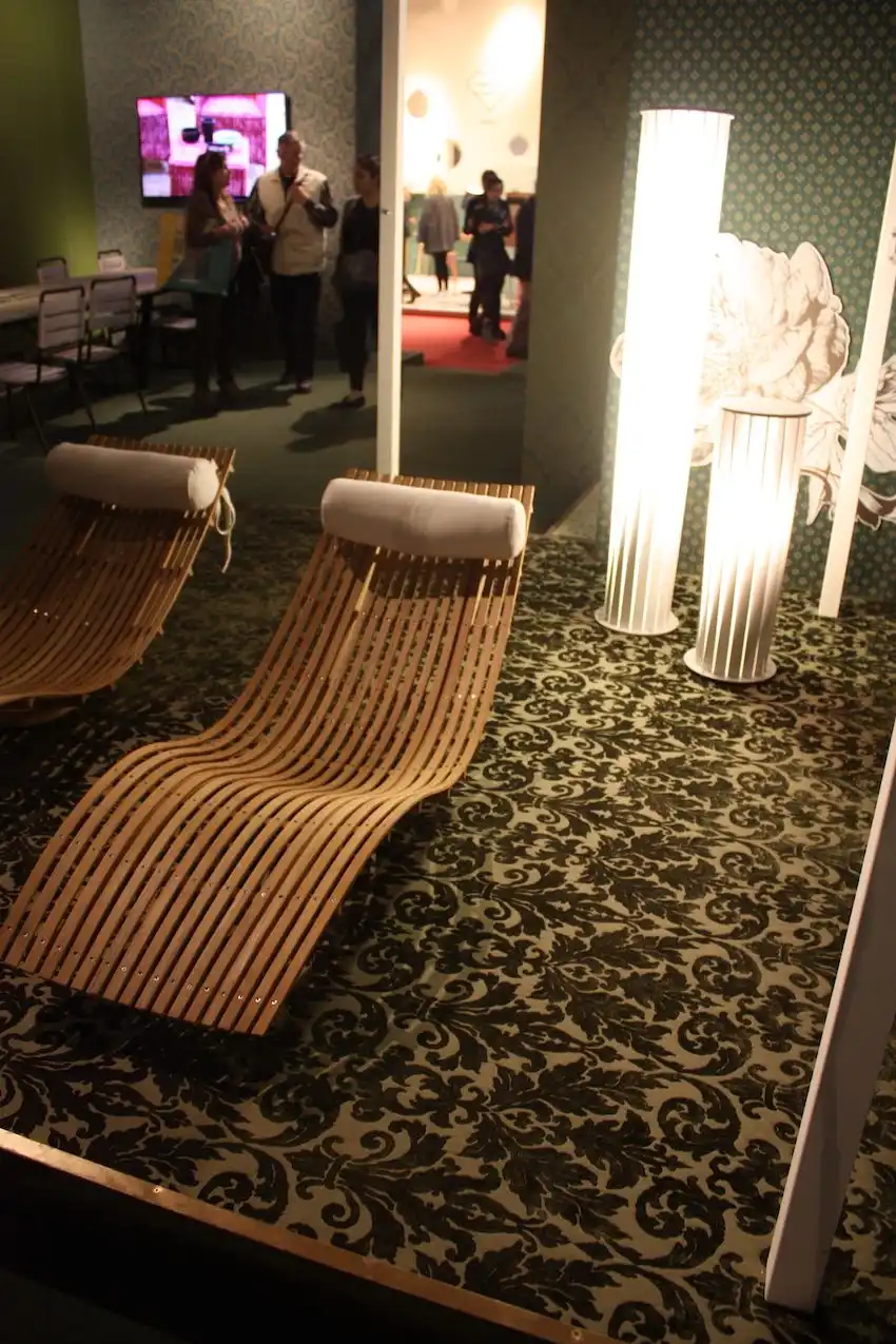 Unipiu's Swing is a rocking sun lounger made of thermo-curved teak. The wave-shaped frame lets the user have experience controlled swinging. A support is available for this outdoor lounge for those who don't like to swing.