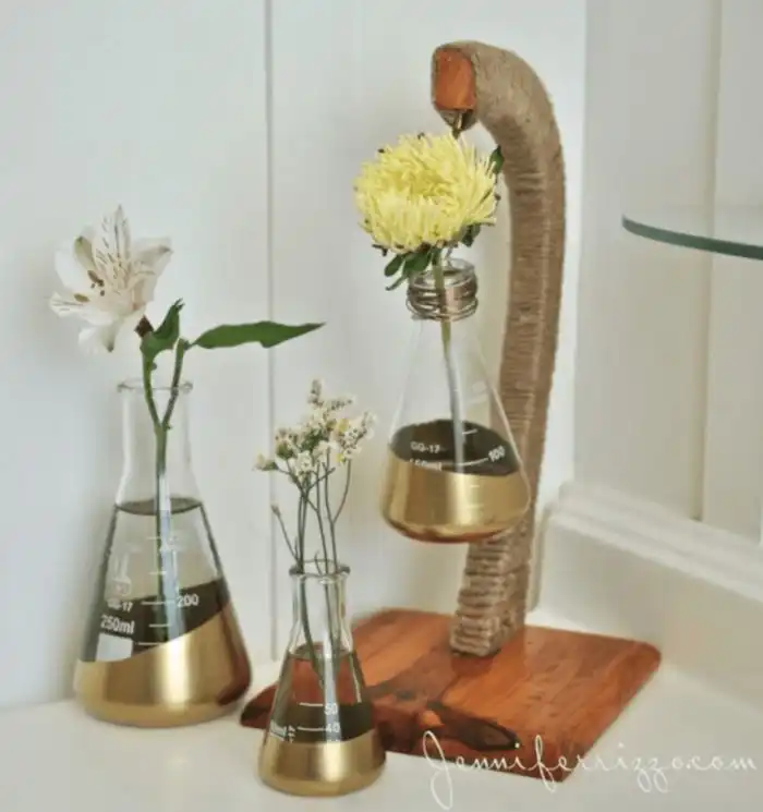 Upcycled banana hanger made into an awesome hanging vase