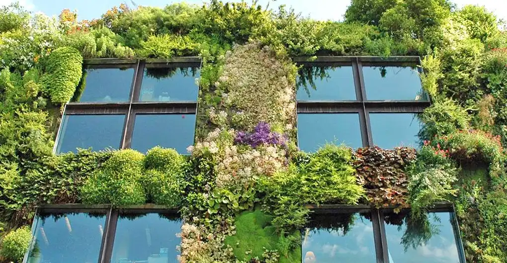 Urban Paris Garden Facade