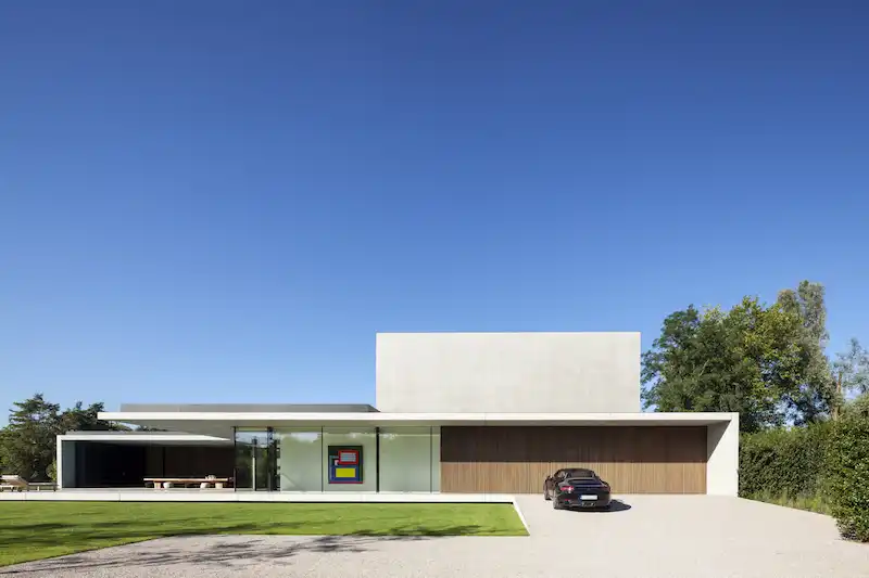 VDB Residence glazed facade section