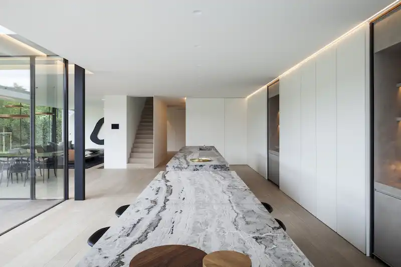 VDB Residence kitchen island