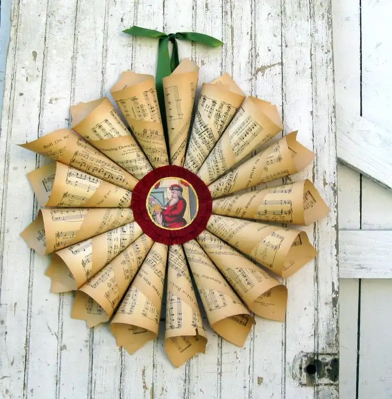 Ingenious And Crafty Ways Of Turning Paper Into Stylish Wreaths