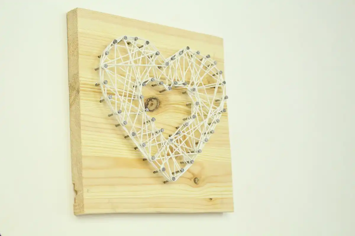 Wall DIY string Heart