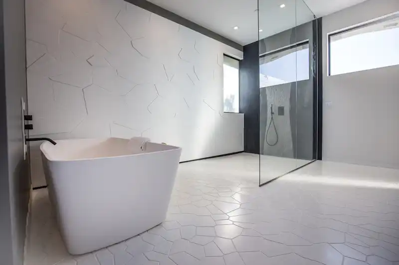Wave House master bathroom tub