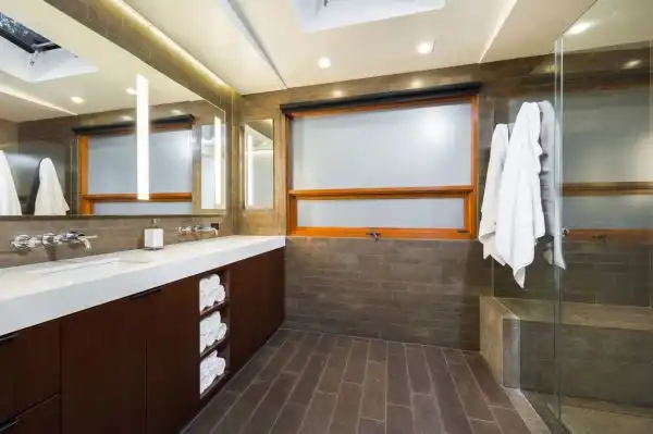 Westgate Residence decor