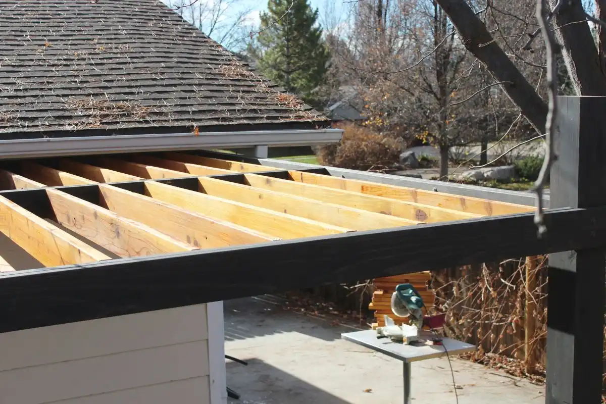 How to Install Modern Pergola Rafters Without Brackets - two tone design