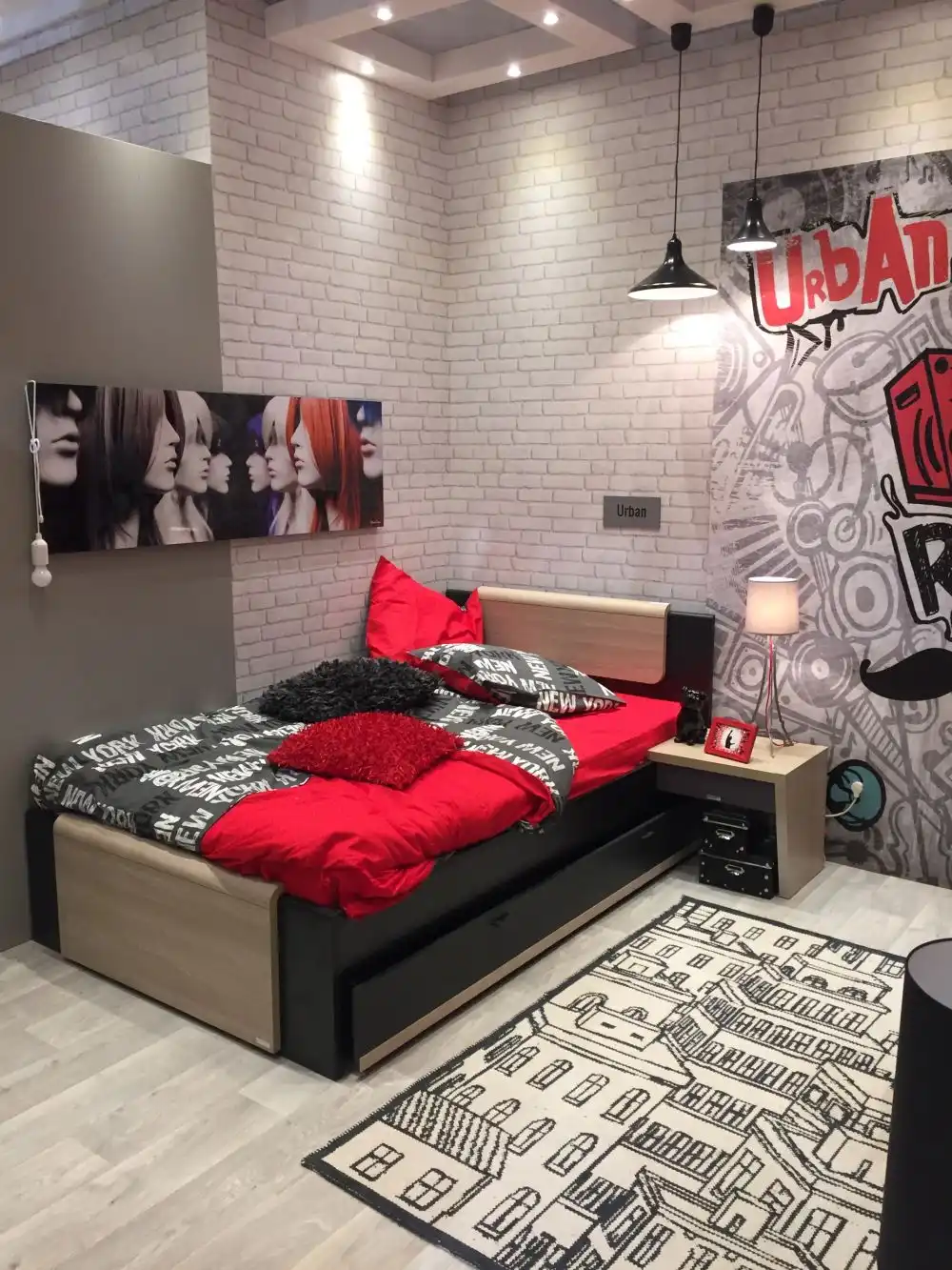 White Brick Walls for Teenage Room