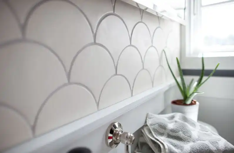 White Fish Scale Backsplash Tiles