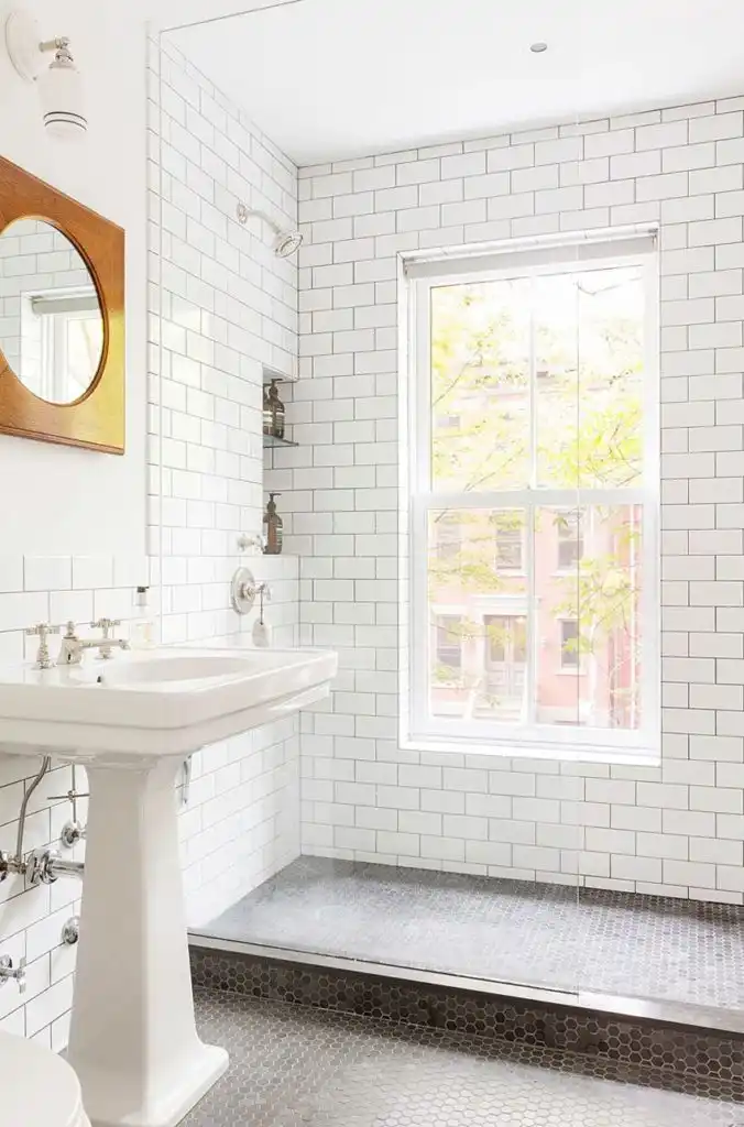White subway tiles for shower - Cumberland St Townhouse by Ensemble Architecture