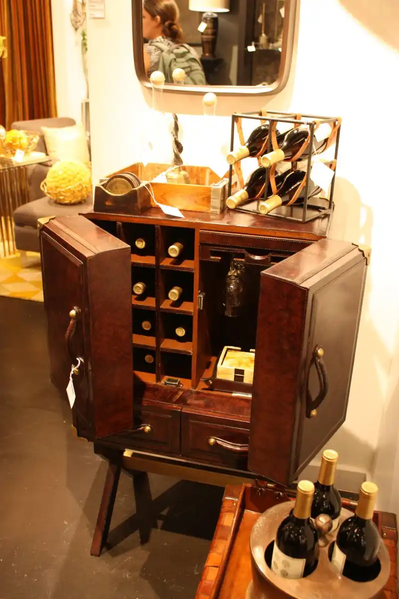 wine-and-liquour-storage-closet