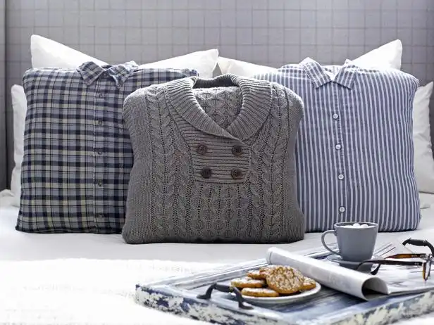Winter Bedroom Sweater Pillows Detail