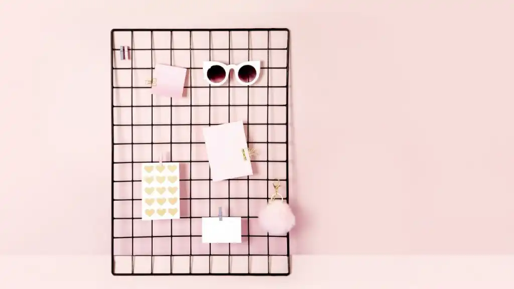 photo wall ideas Wire Wall Grid Photo Display