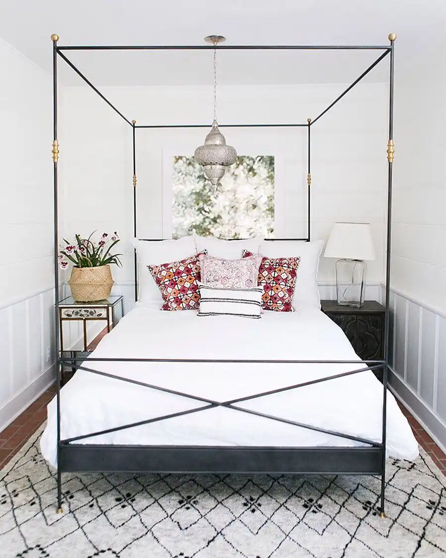 Minimalist Bed Frame