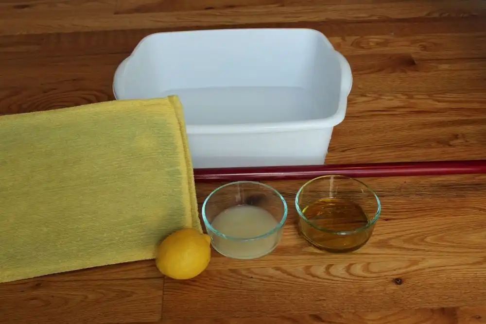 Wood Floor Polishing Cleaner