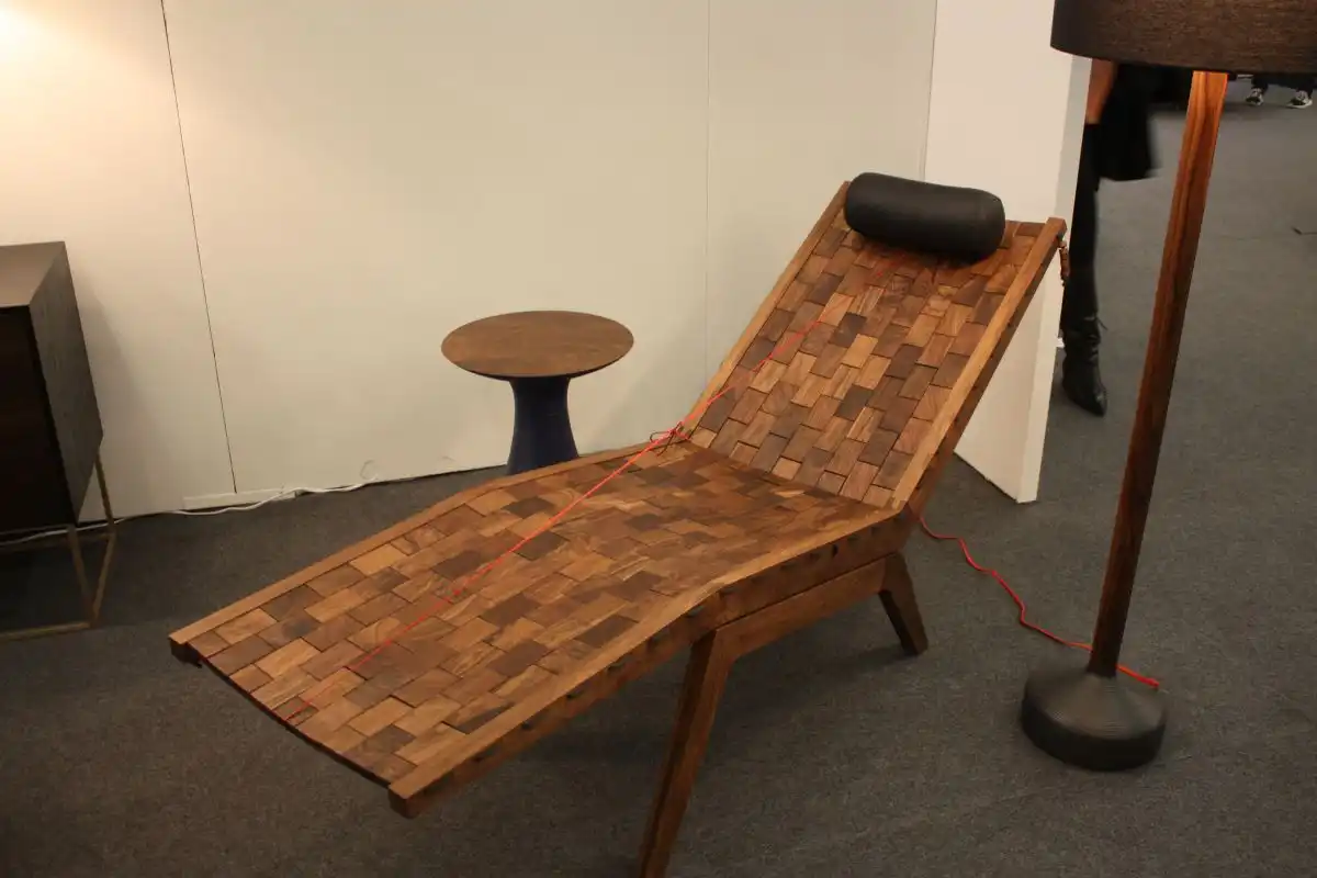 Wood Lounge Chair Design
