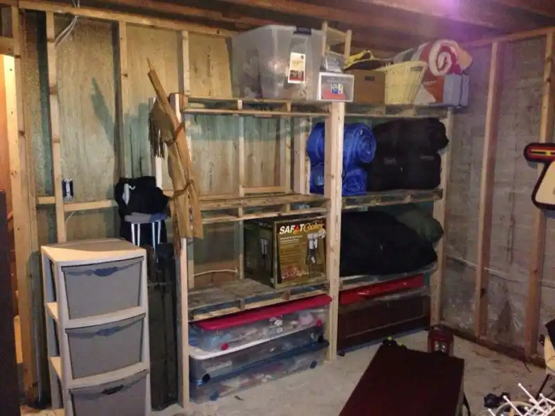 Wood Pallet Storage Shelving