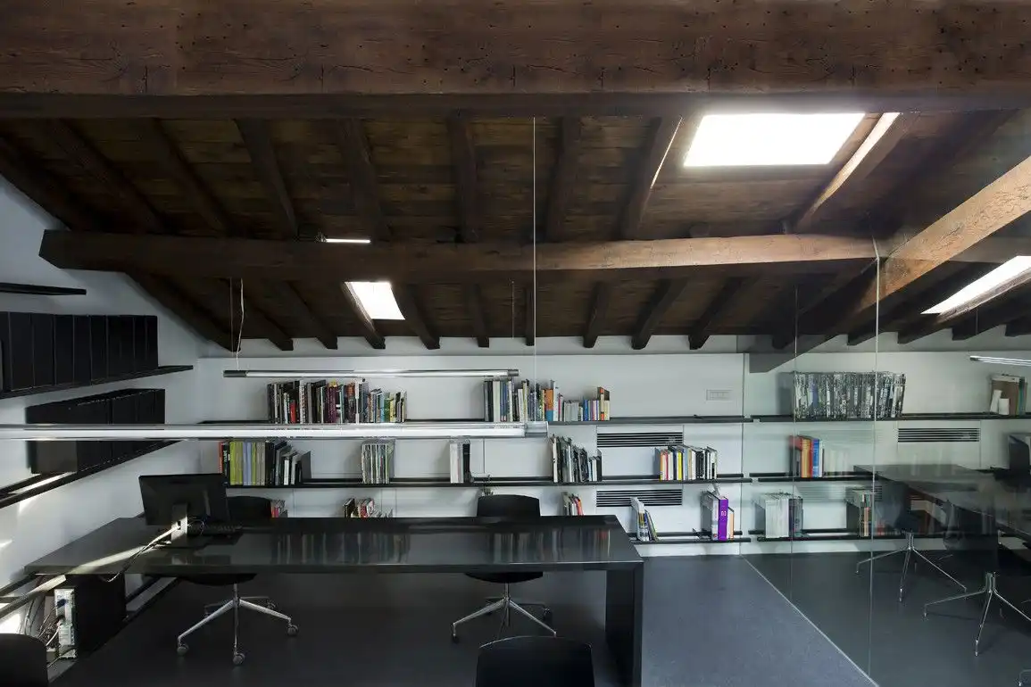 Wood Roof Estúdio Blurlogroño design by Blur Arquitectura
