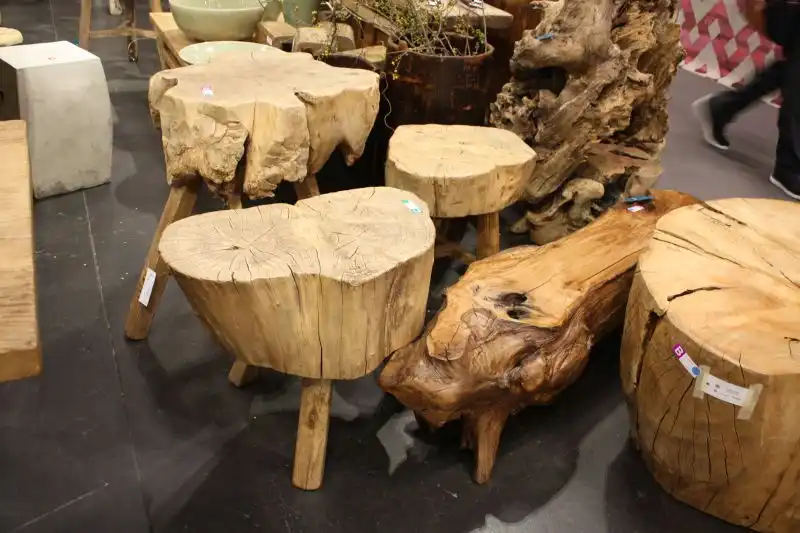 wood-stump-coffee-table-designs