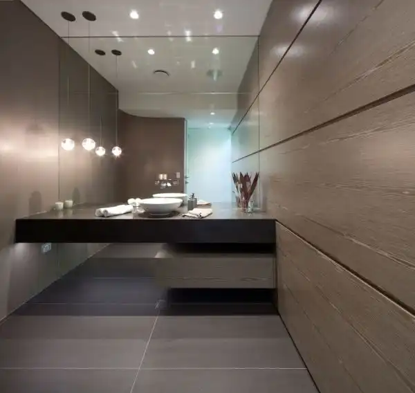 Z House bathroom