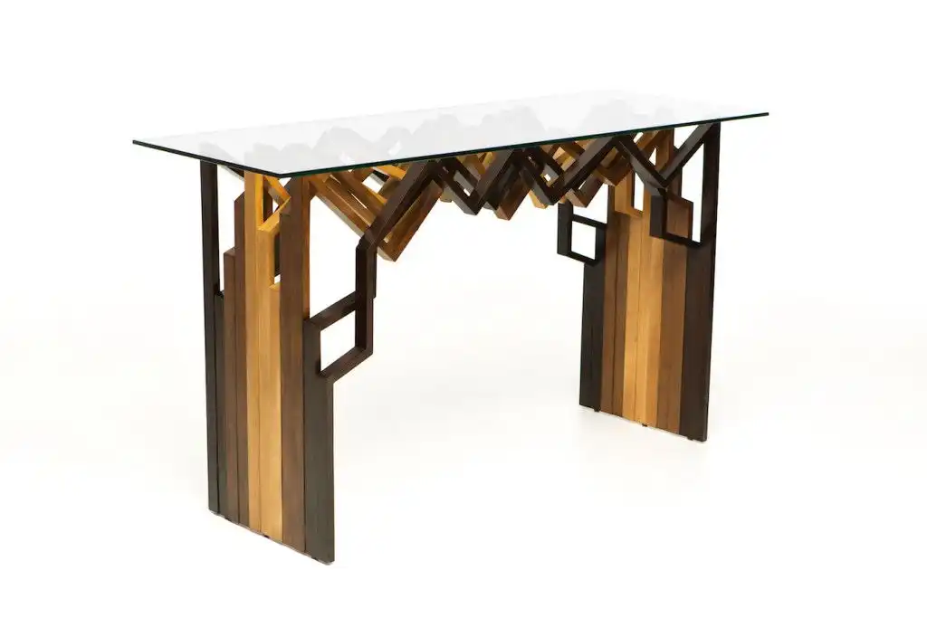Zagi Console Side View 1024x683